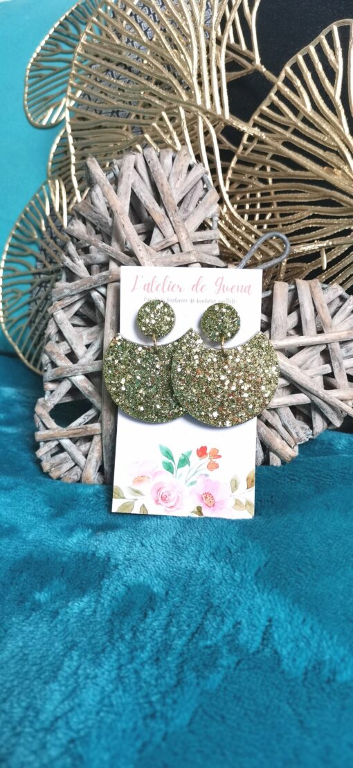 Boucles vertes mi-rondes