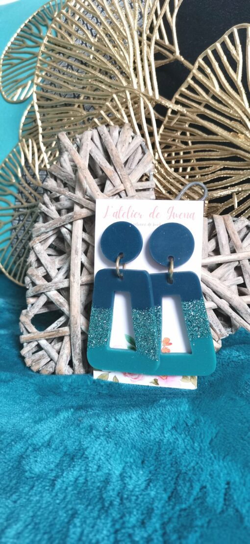 Boucles trapèzes bleues
